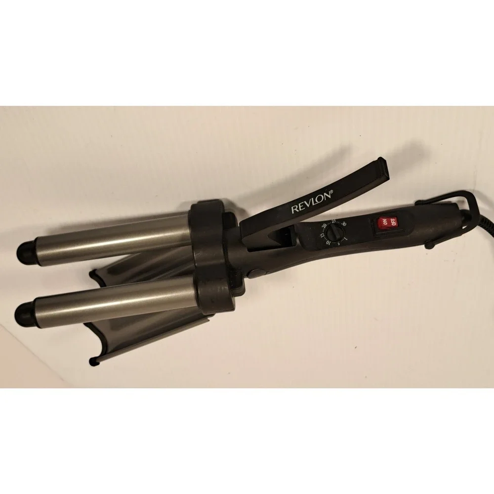 Revlon RV084 Three Barrel Jumbo Ceramic Hair Waver Black Silver Deep Waves